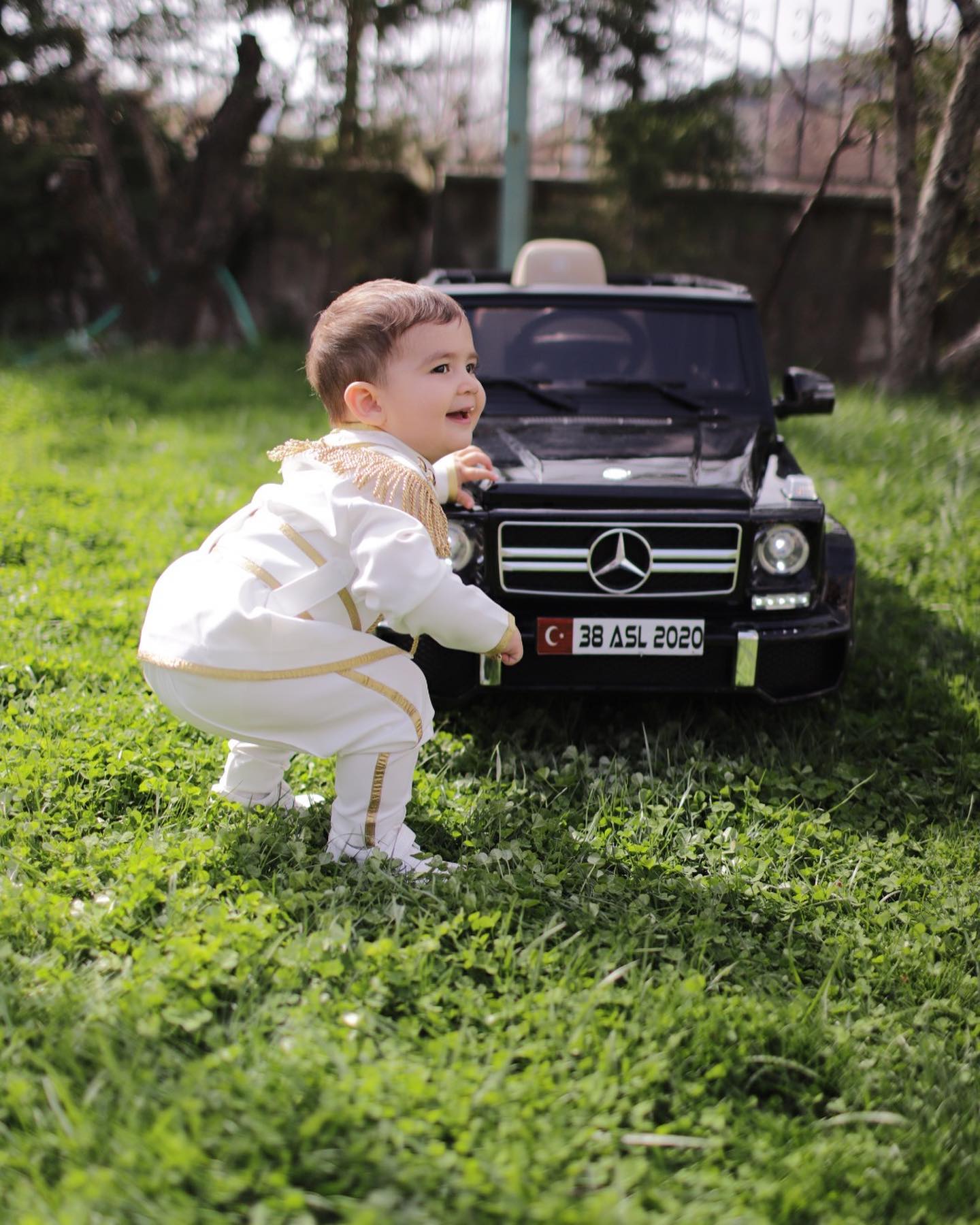 Elegant Prince White Charming Suit Baby Girl Dress