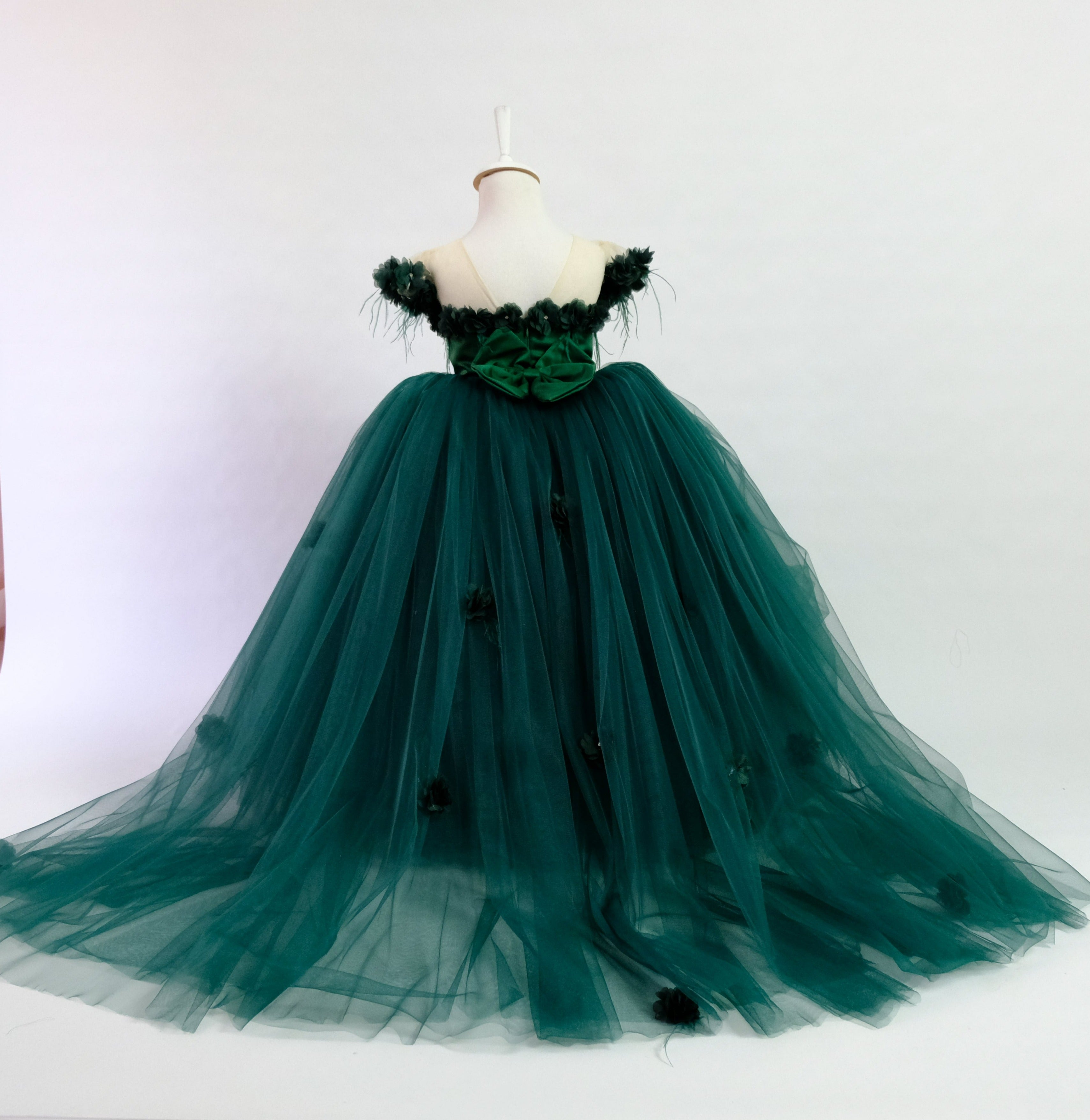 Rebecca flower girl dress emerald 6 years Rebecca flower girl dress emerald 6 years