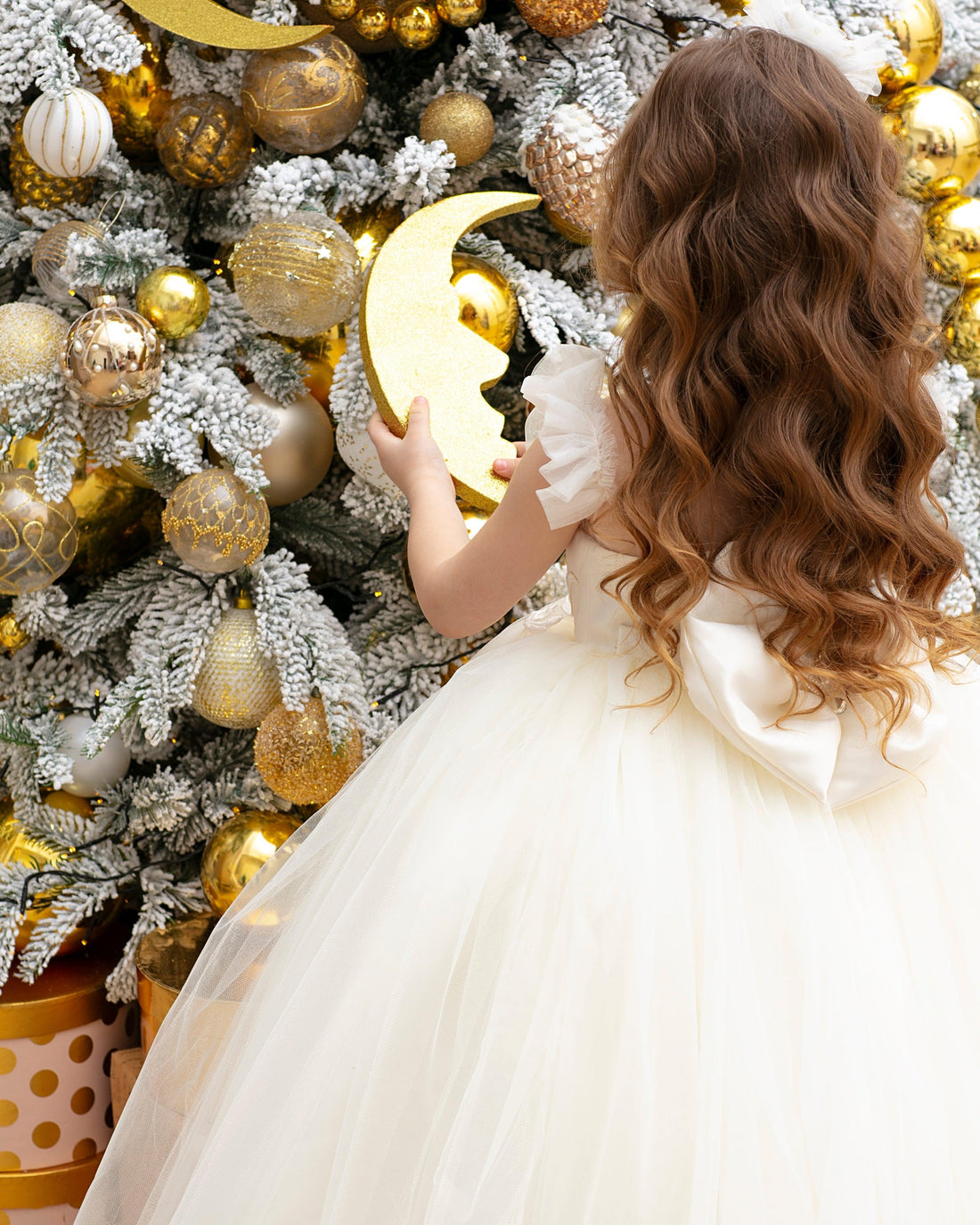 Rosy flower girl gown with lace Baby Girl Dress for Special Occasion