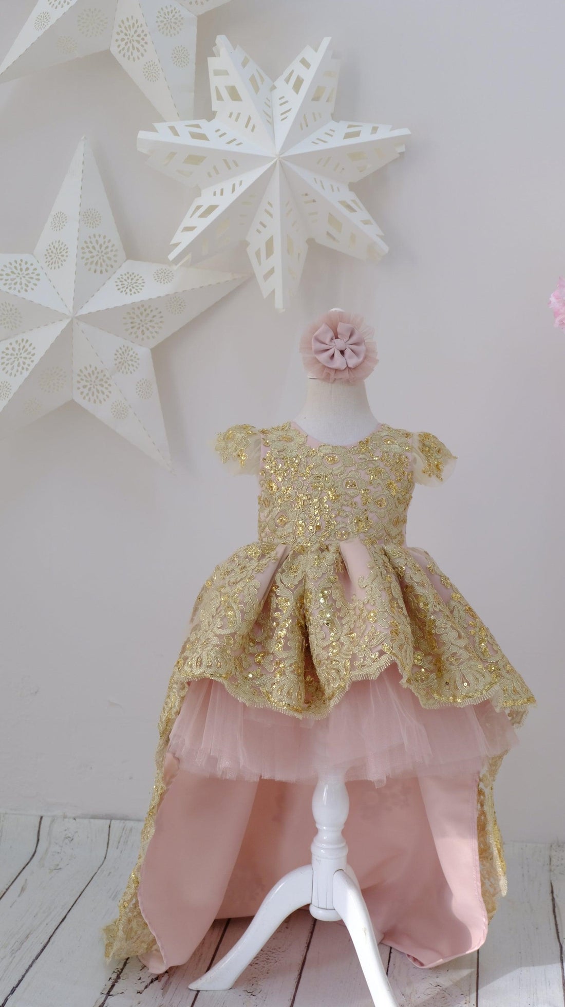 Elegant blush golden lace dress for girls, made with cotton, tulle, and satin, perfect for a refined children's couture look at special events. Baby Girl Dress for Special Occasion