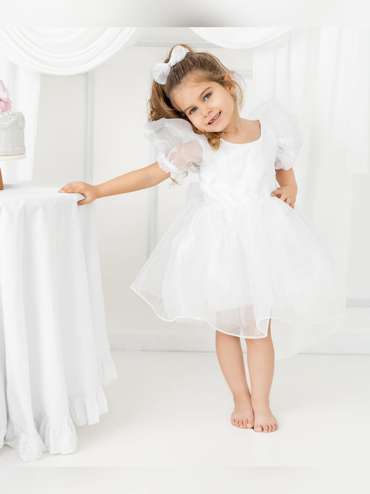 White Ballon sleeve dress