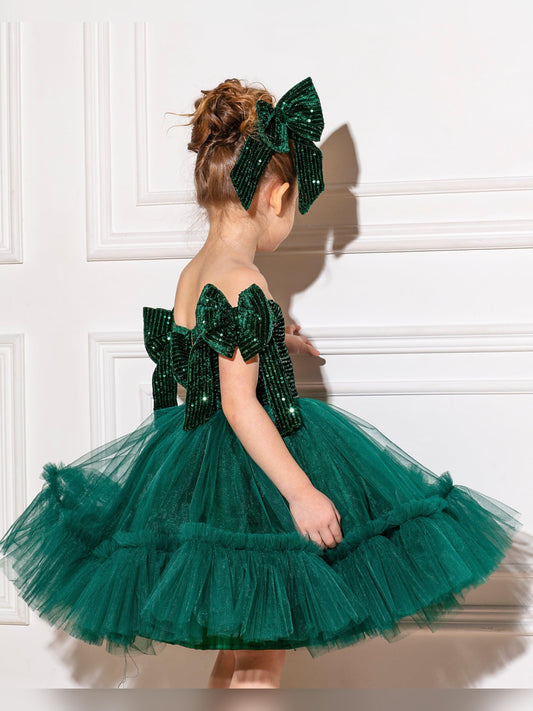 Scarlet girl dress velvet emerald