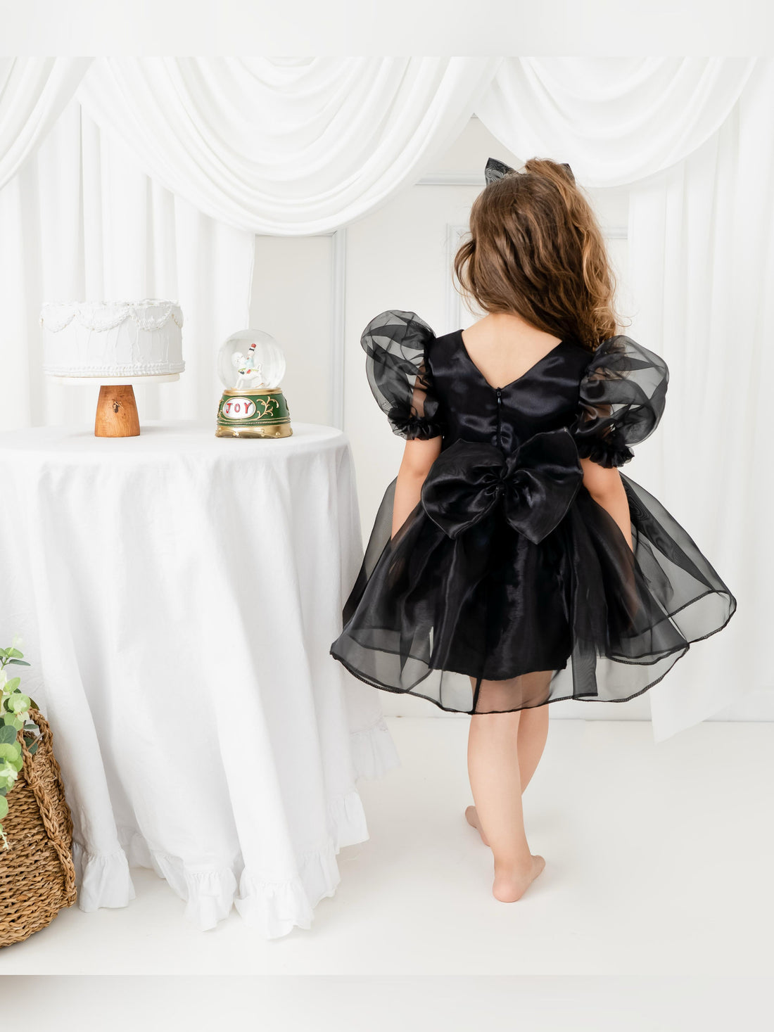 Black Ballon sleeve dress