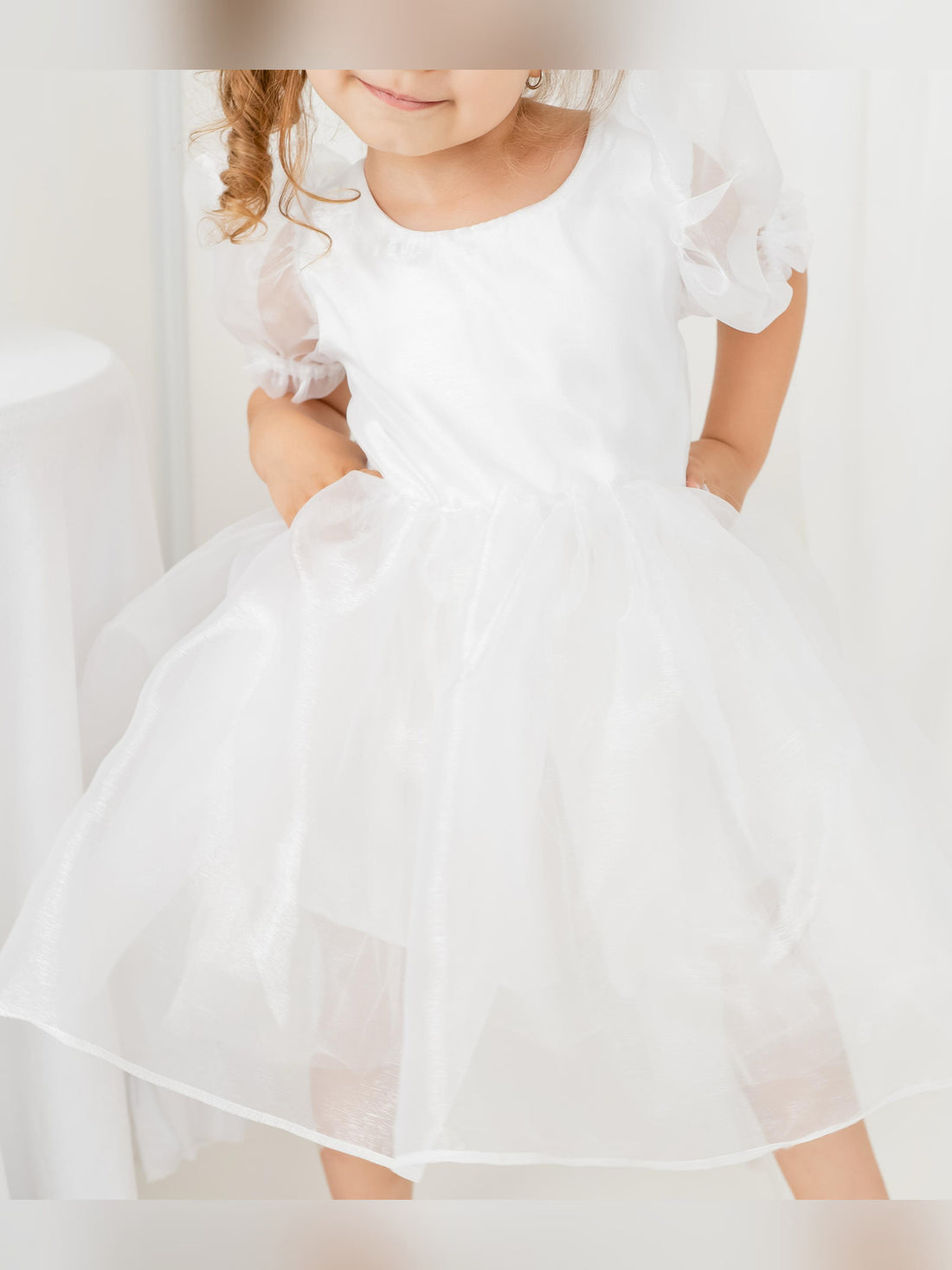 White Ballon sleeve dress