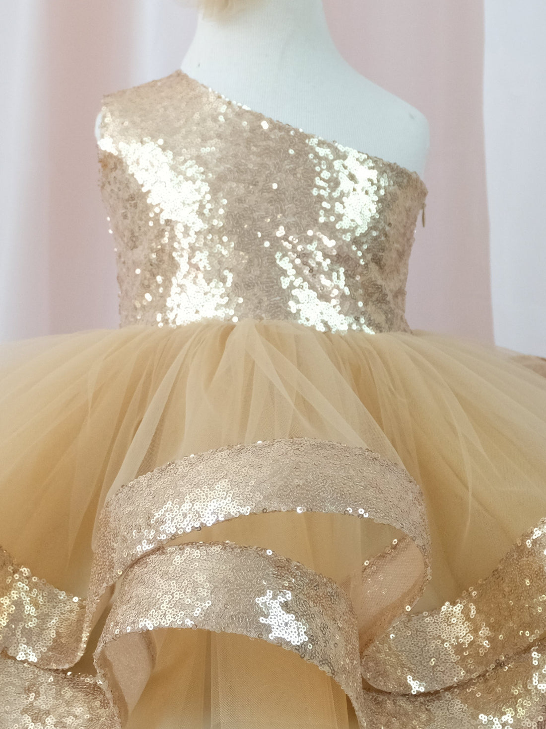 Maggy Christmas girl dress gold sequin