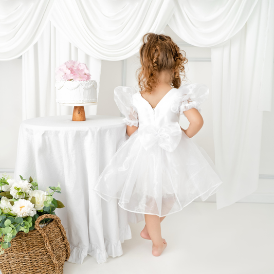 White Ballon sleeve dress
