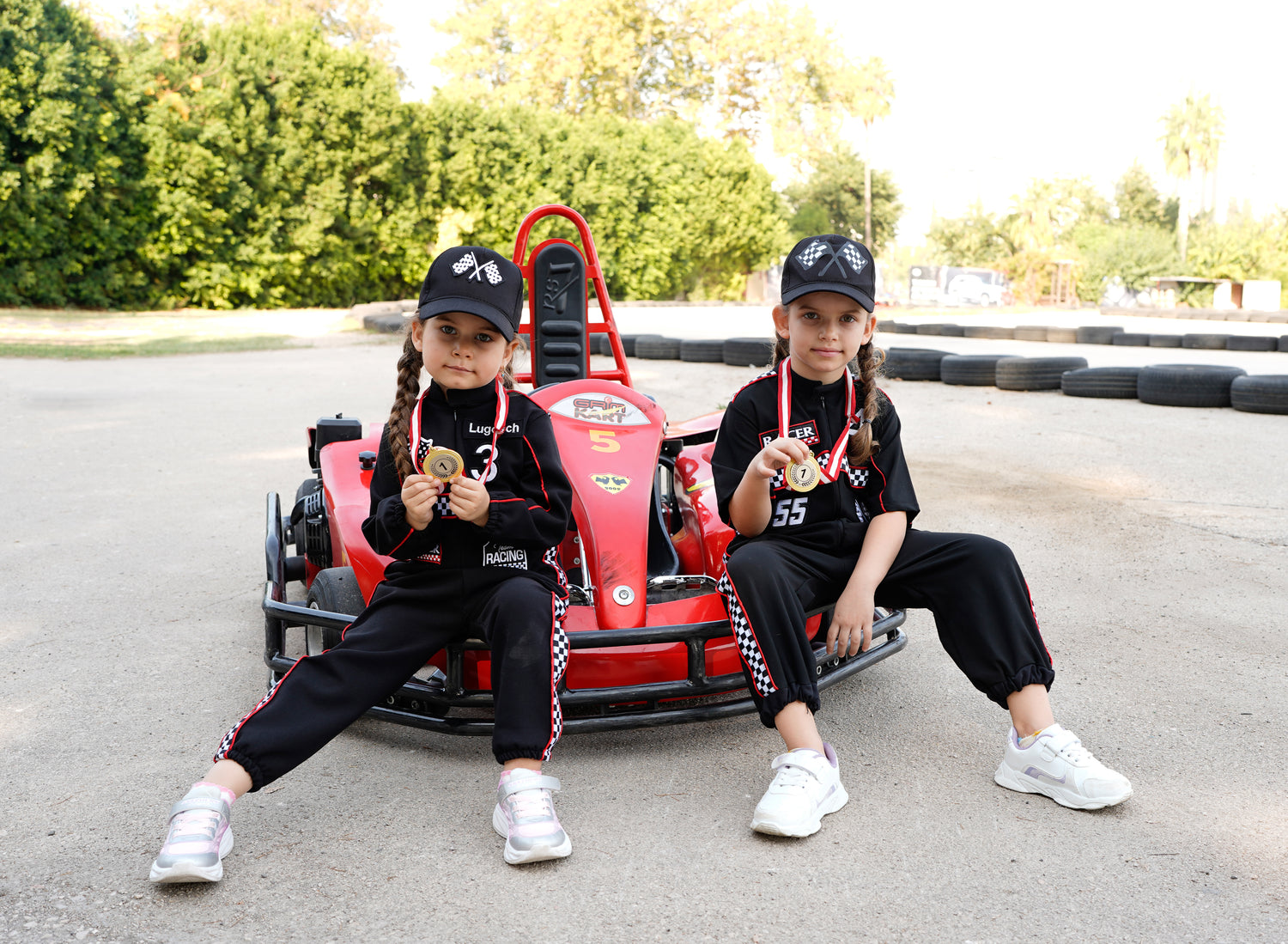 Kids Racing Jumpsuit Costume with Cap and Medal – Go Kart Driver Outfit for Boys and Girls – Birthday Photoshoot Outfit – Halloween Racer Costume Baby Girl Dress