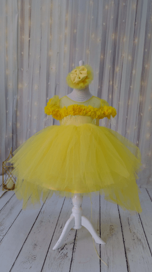 Rebecca's Dress Yellow, Tulle yellow birthday outfit, ruffle layered 3d flower detail of skirt, photoshoot tutu toddler, birthday costume